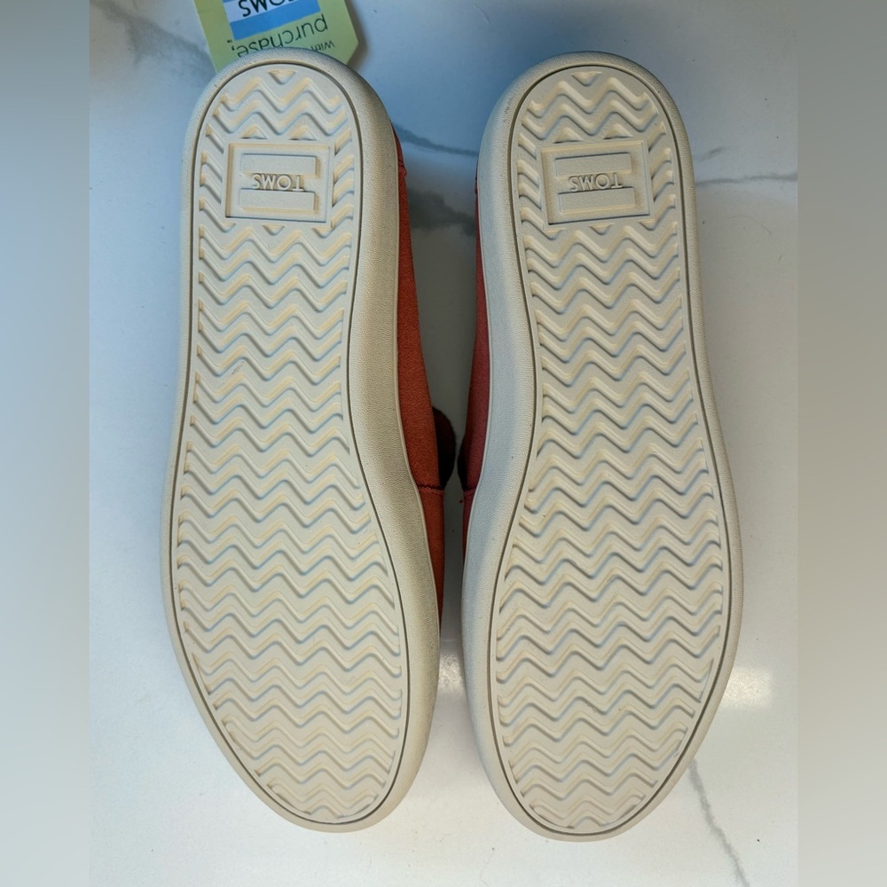 TOMS • Women's Suede Loafers • Size 8 • NWT - Picture 6 of 7